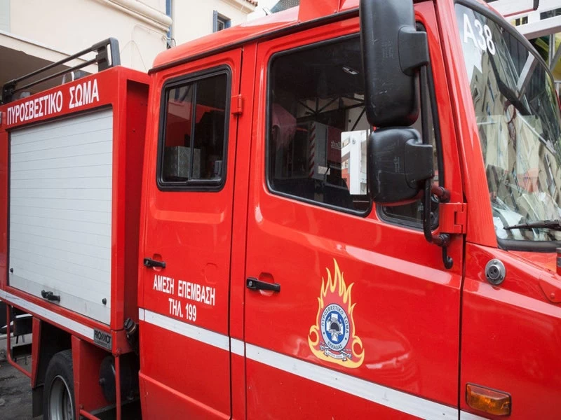 Μεγάλη φωτιά τώρα στη Βιομηχανική Περιοχή της Πρέβεζας